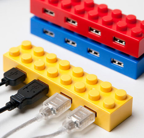 Lego USB Hubs Add Color To Your Desktop